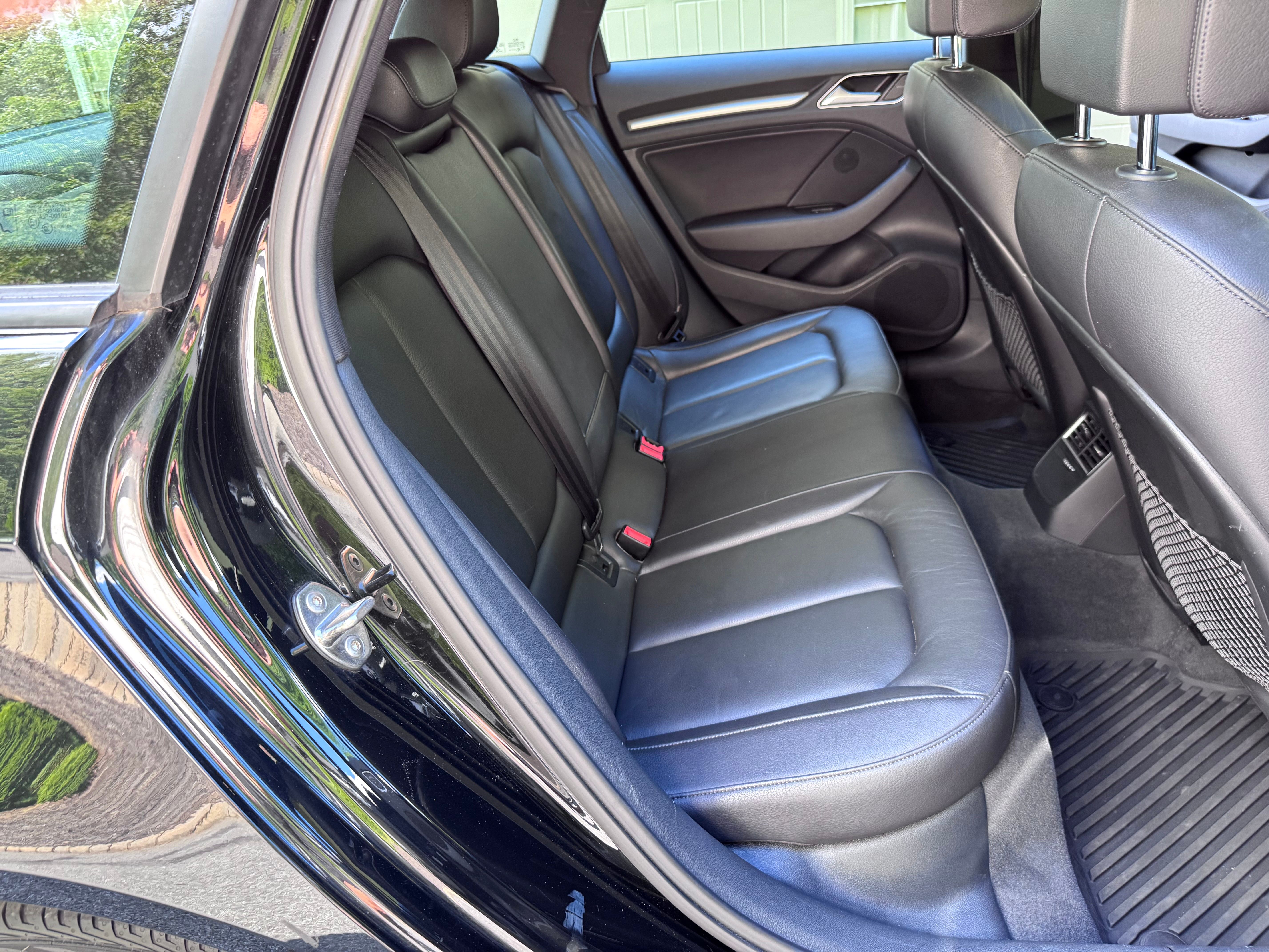 Used 2016 Audi A3 e-tron Premium FWD image 17