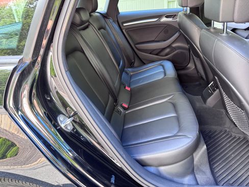 Used 2016 Audi A3 e-tron Premium image 17