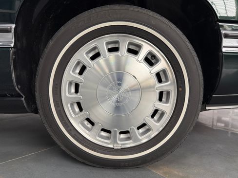 Used 1996 Cadillac De Ville image 14