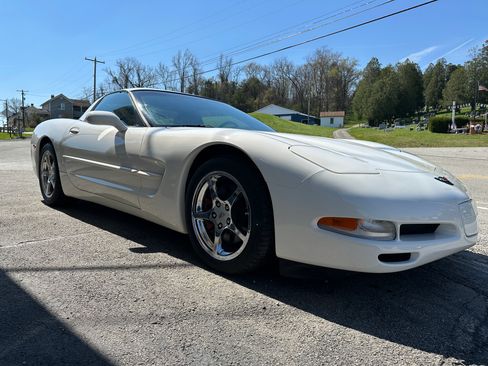 Used 2001 Chevrolet Corvette image 5