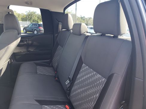 Used 2020 Toyota Tundra SR image 15