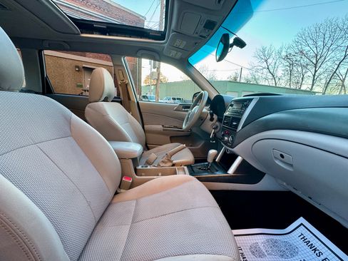 Used 2012 Subaru Forester 2.5X Premium image 14