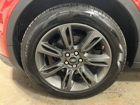 Used 2019 Land Rover Range Rover Evoque Landmark Edition image 6