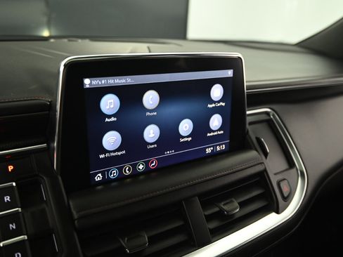 Used 2021 Chevrolet Suburban RST image 36