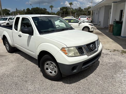 Used 2018 Nissan Frontier 2WD King Cab image 6