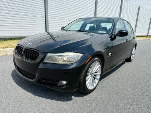 Used 2011 BMW 328i xDrive Sedan AWD/4WD image 4