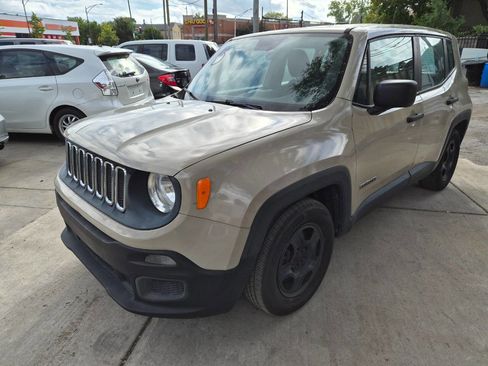 Used 2015 Jeep Renegade Sport image 2