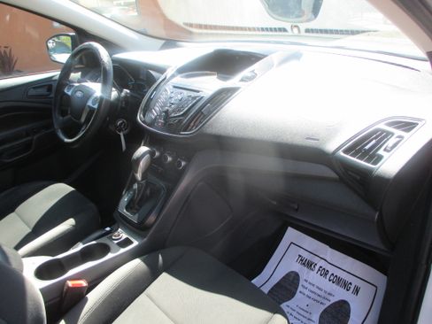 Used 2014 Ford Escape SE image 3