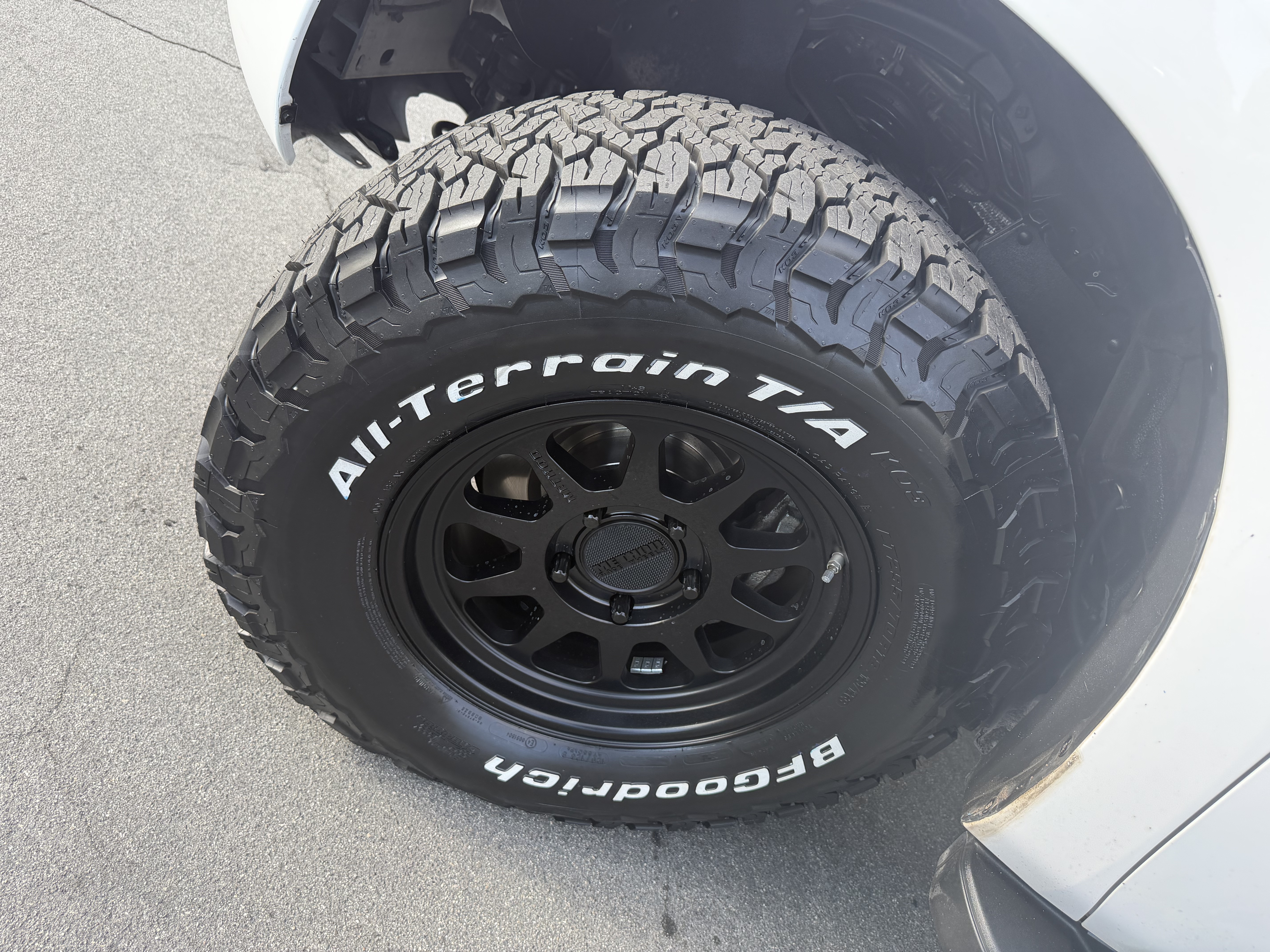 Used 2018 Toyota Sequoia TRD Sport AWD/4WD image 24