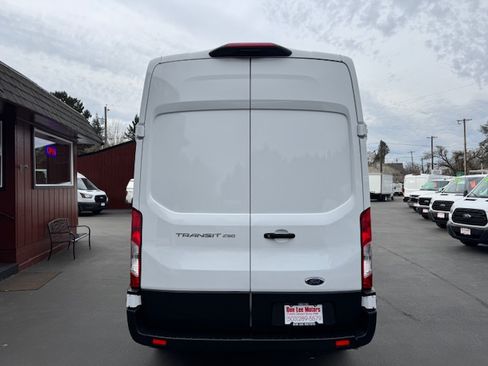 Used 2023 Ford Transit 250 image 24