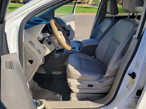 Used 2009 Ford Edge SEL image 12