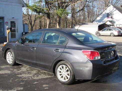 Used 2012 Subaru Impreza 2.0i Premium image 6