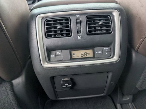 Used 2014 INFINITI QX60 image 16