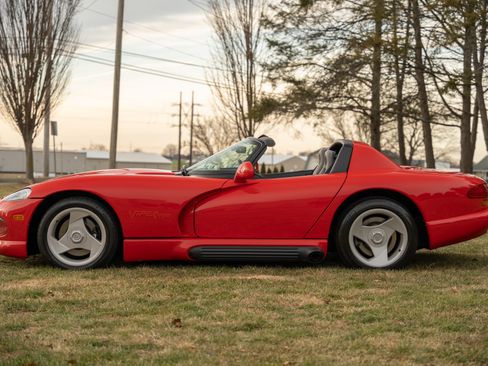 Used 1994 Dodge Viper RT/10 image 23