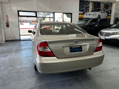 Used 2002 Toyota Camry LE image 5