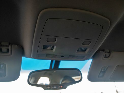 Used 2011 Cadillac CTS image 33