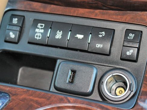 Used 2015 Buick Enclave Premium image 26