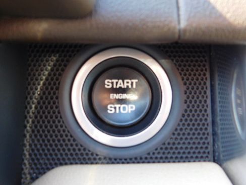 Used 2016 Land Rover Range Rover Sport HSE image 20