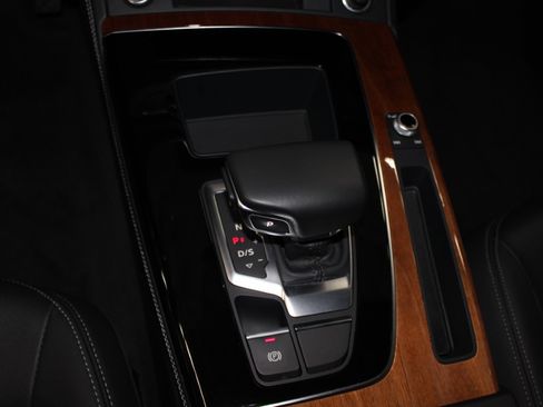 Used 2022 Audi Q5 2.0T Premium Plus image 28