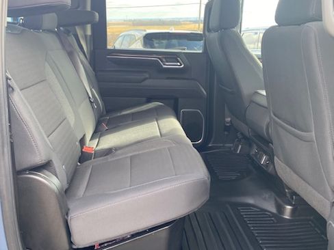 Used 2025 Chevrolet Silverado 2500 LT image 12