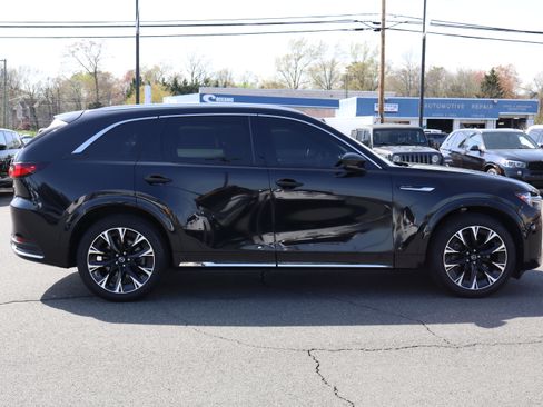 Used 2024 MAZDA CX-90 image 9
