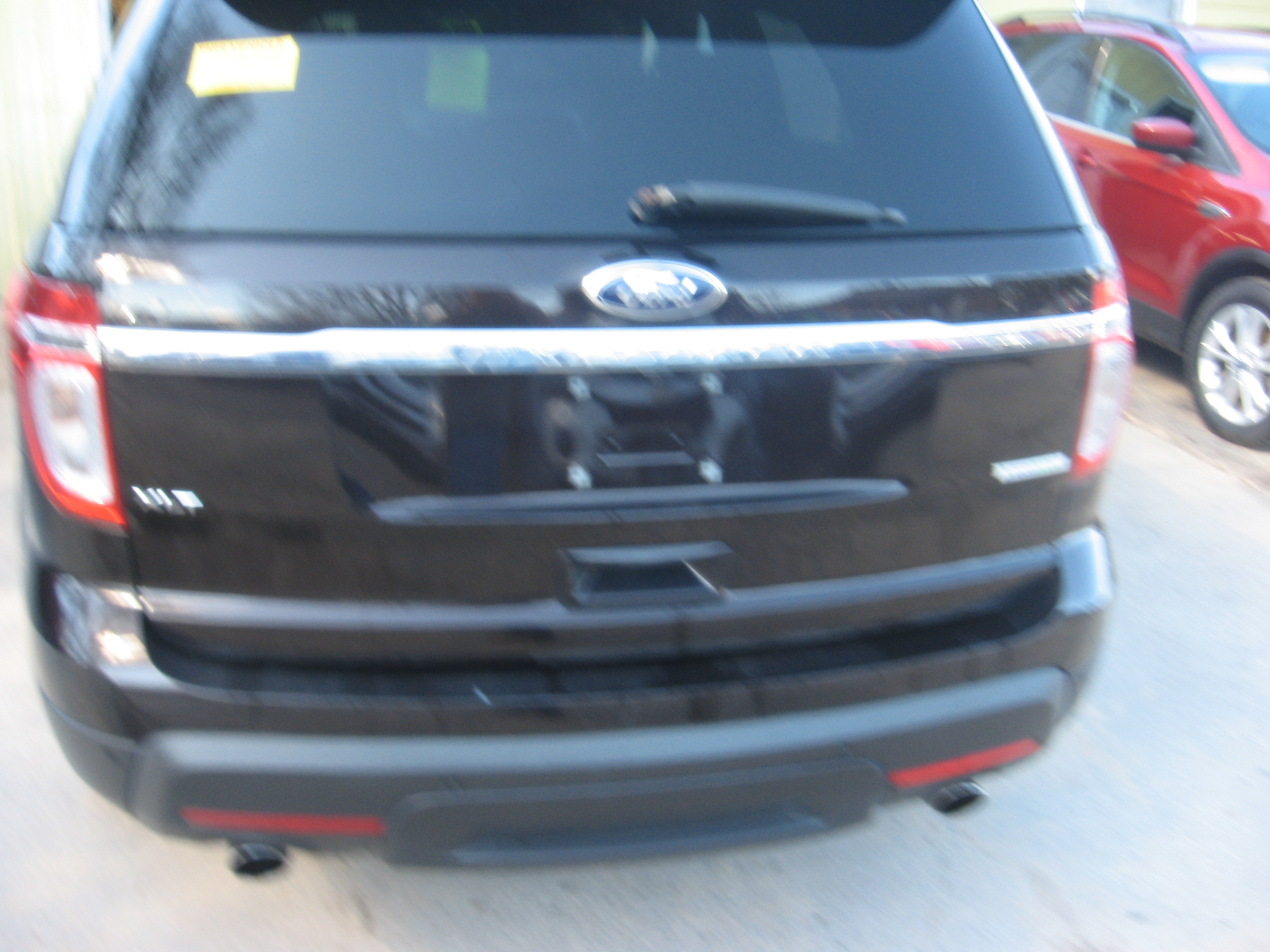 Used 2013 Ford Explorer XLT FWD image 5