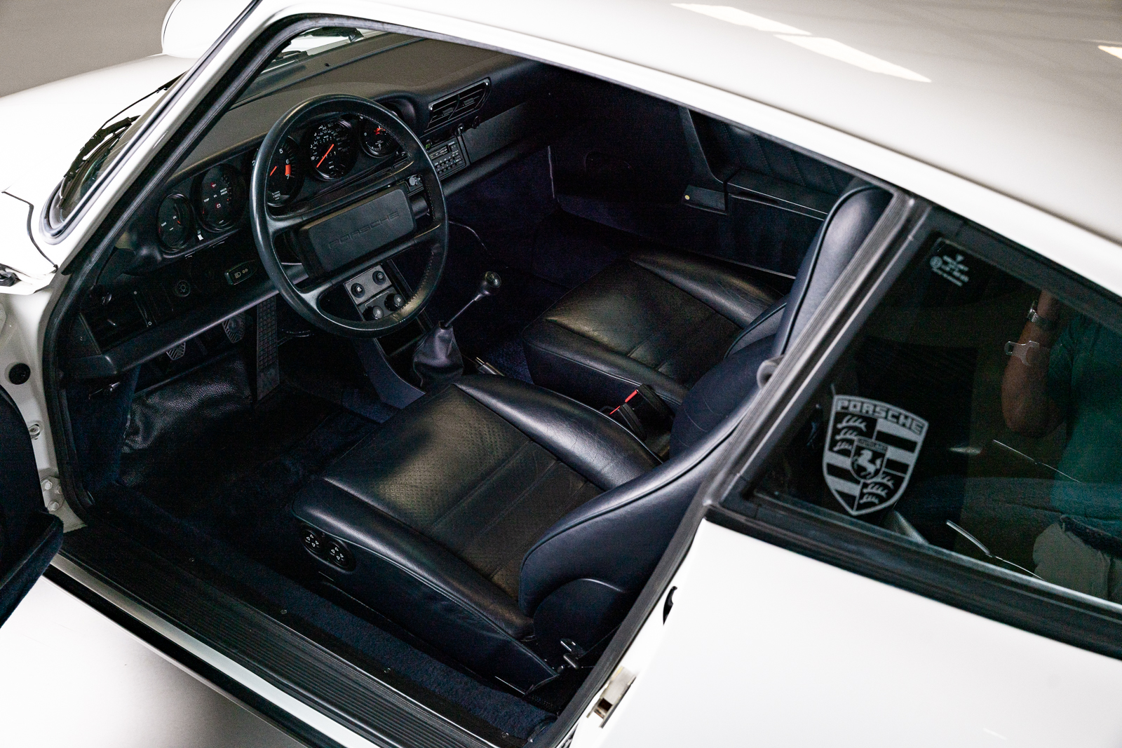 Used 1987 Porsche 911 Carrera Coupe RWD image 55