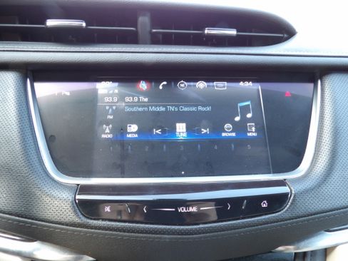 Used 2019 Cadillac XT5 FWD image 10