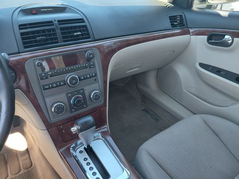 Used 2008 Saturn Aura XE image 19