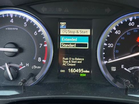 Used 2017 Toyota Highlander XLE image 20