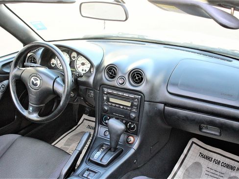 Used 2003 MAZDA MX-5 Miata UNAVAIL RWD image 14