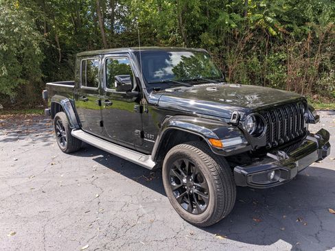 Used 2023 Jeep Gladiator High Altitude image 4