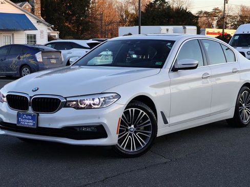 Used 2018 BMW 530i xDrive image 2