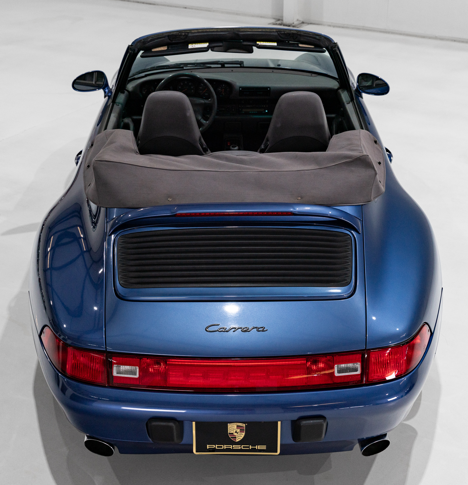 Used 1997 Porsche 911 Carrera Cabriolet RWD image 29