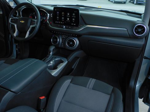 Used 2024 Chevrolet Blazer LT image 20