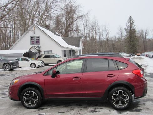 Used 2013 Subaru XV Crosstrek 2.0i Premium image 4