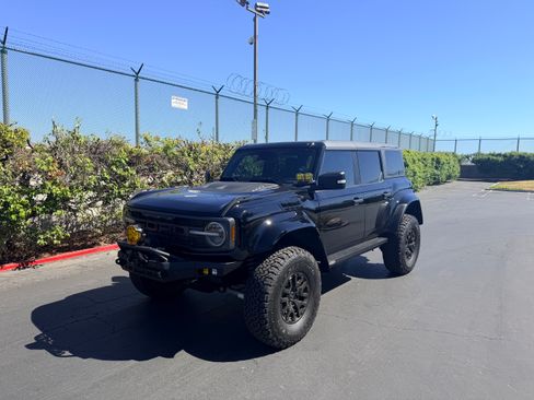 Used 2024 Ford Bronco 4-Door Raptor AWD/4WD image 2