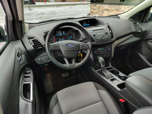 Used 2018 Ford Escape SE image 5