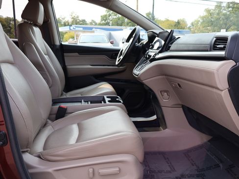 Used 2020 Honda Odyssey EX-L image 16