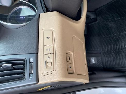 Used 2012 Hyundai Sonata GLS image 18