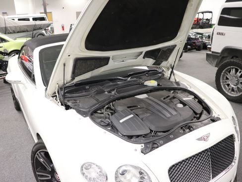 Used 2014 Bentley Continental GTC image 28