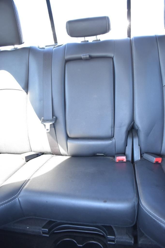 Used 2017 RAM 3500 Laramie RWD image 16