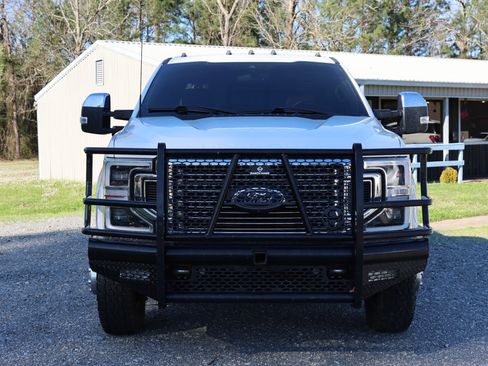 Used 2022 Ford F350 King Ranch image 3