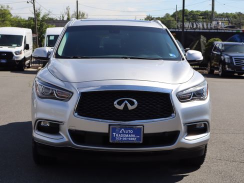 Used 2016 INFINITI QX60 AWD w/ Premium Plus Package image 4