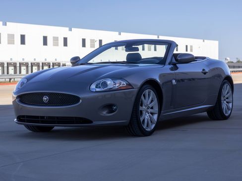 Used 2008 Jaguar XK image 7