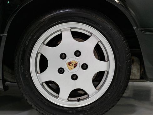 Used 1991 Porsche 911 Carrera 4 image 13