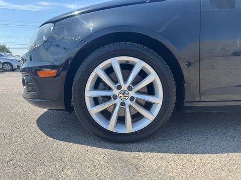 Used 2012 Volkswagen Eos Komfort FWD image 13