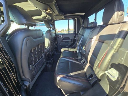 Used 2020 Jeep Gladiator Rubicon image 17