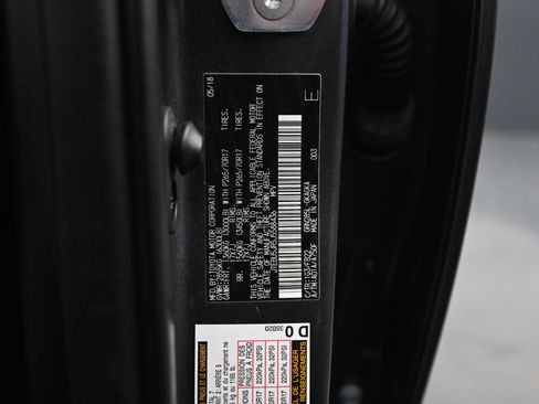 Used 2018 Toyota 4Runner SR5 image 30