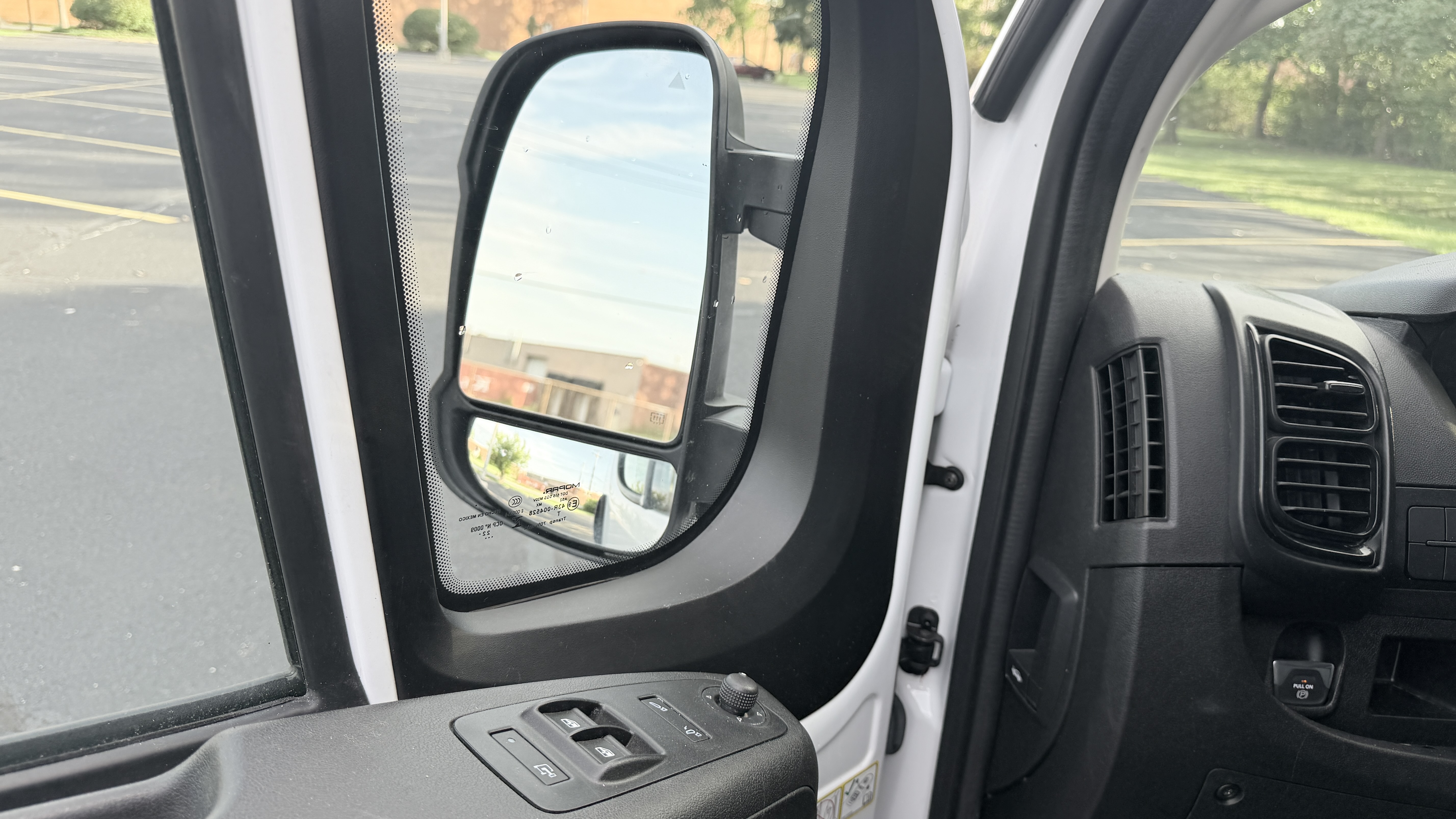 Used 2023 RAM ProMaster 2500 159 High Roof FWD image 13